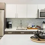 Amazing New 2 Bedroom Apt In South Park Dtla
